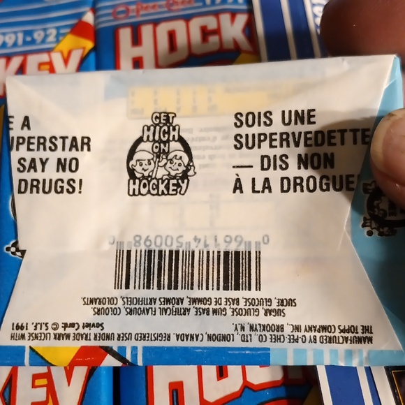 O-pee-chee 1991-92 hockey card unopened 36 sealed pack box with special inserts - Picture 12 of 12